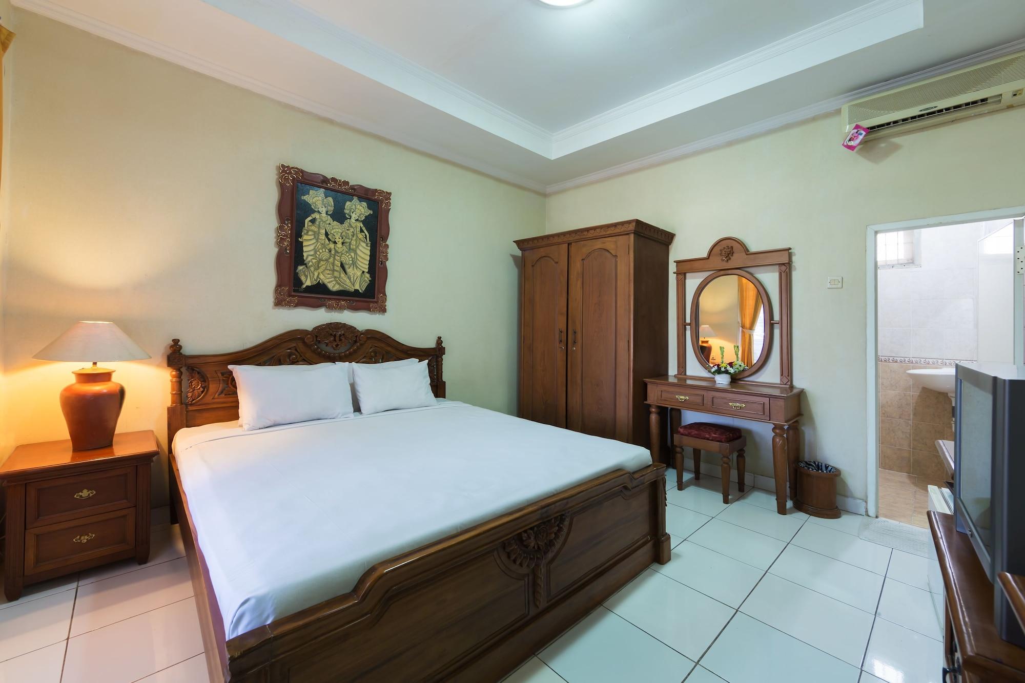 Oyo 3134 Puri Tamu Hotel Jimbaran  Exterior photo